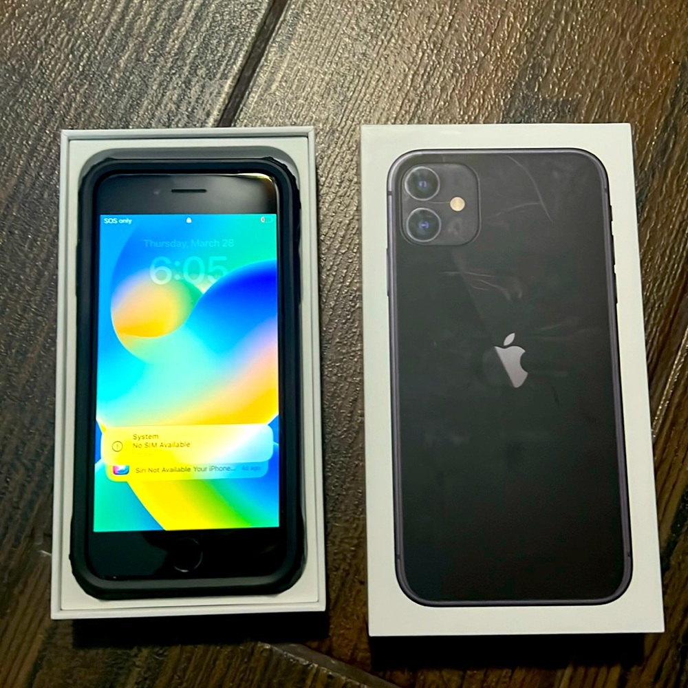 Apple iPhone 8 Unlocked Space Gray 64GB